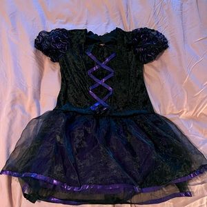Girls witch costume size 7